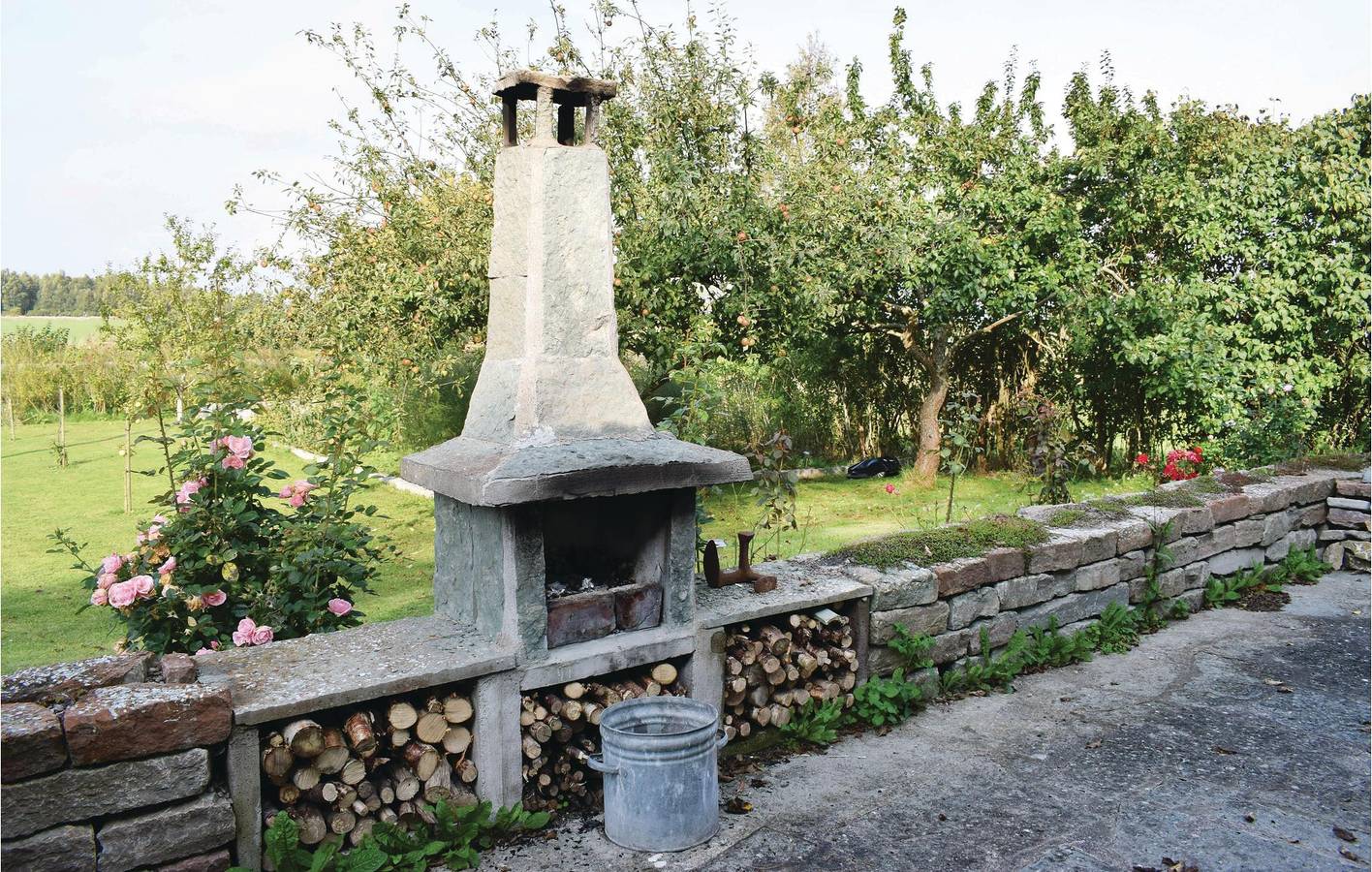 Hus för 4 Personer med trädgård in Öland