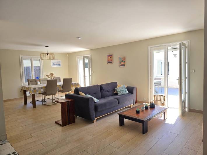 Location de vacances pour 5 personnes, avec jardin à Saint-Laurent-de-la-Prée - 2