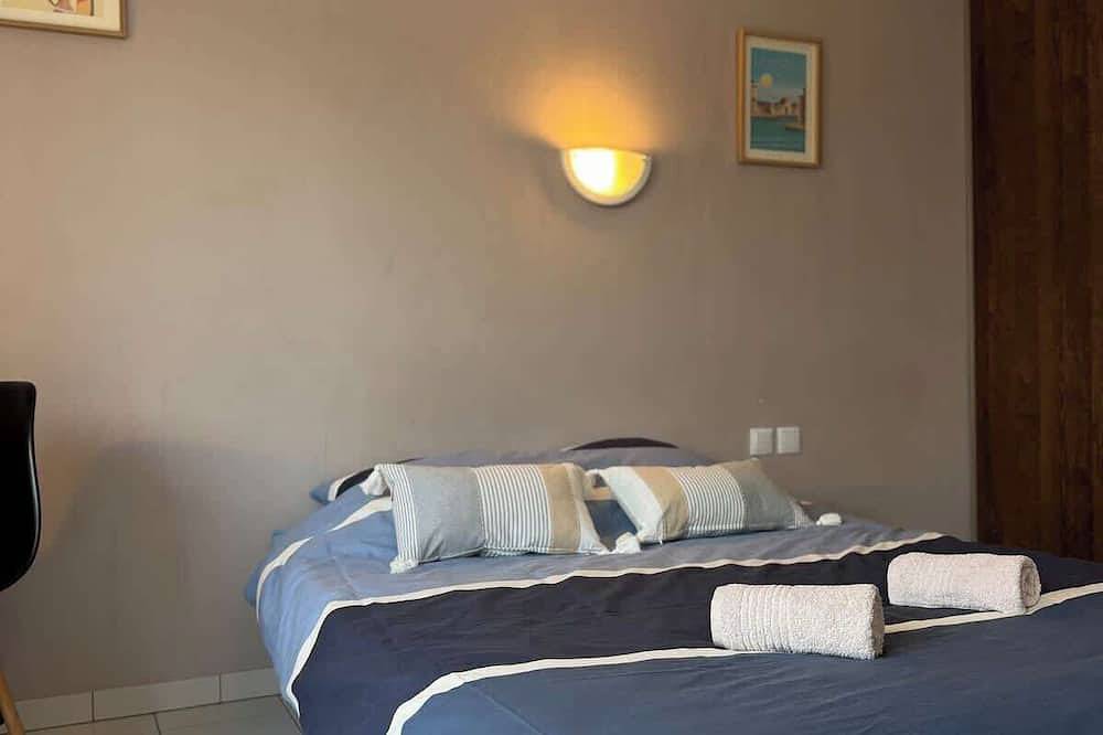 Entire apartment, Golden Waves Aparthotel - Kiwi Residence in Aytré, La Rochelle region