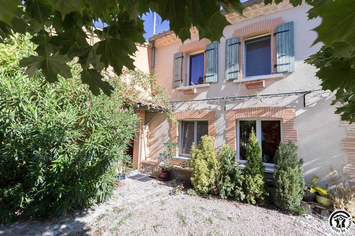 Gîte pour 4 personnes, avec piscine et jardin, animaux acceptés à Saint-Félix-Lauragais - 2