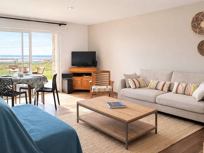 Gîte pour 4 personnes, avec terrasse dans Plage Pors Termen Trebeurden