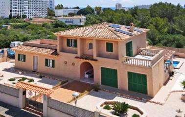 Holiday home in Cales de Mallorca, Manacor für 8 
