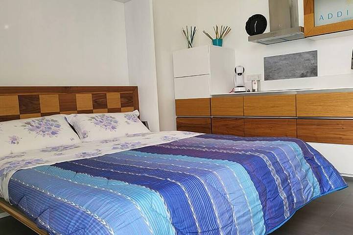 Ferienwohnung für 2 Personen, mit Balkon und Garten sowie Pool