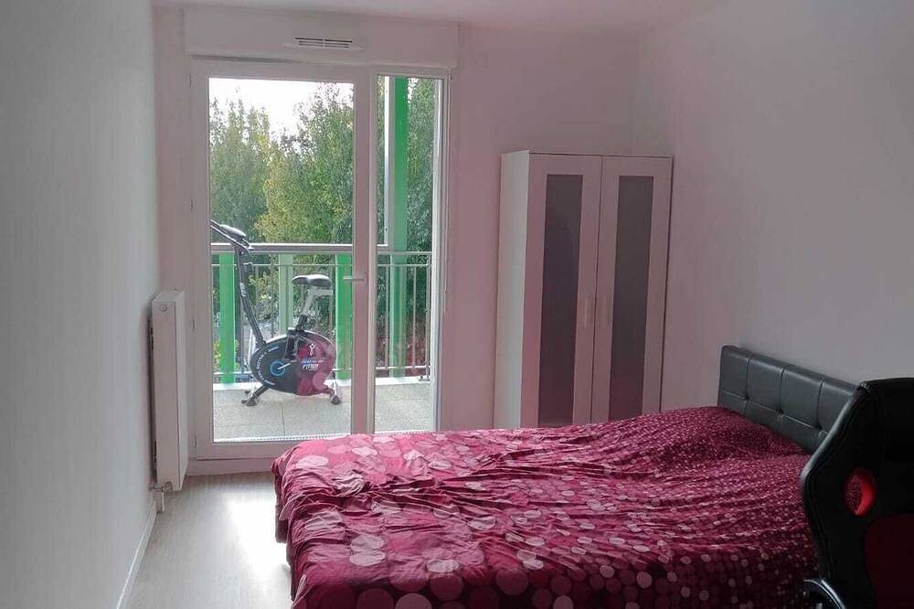 Apartamento entero, 13 m2 high-standard room in a homestay in Choisy-le-Roi, Valle del Marne