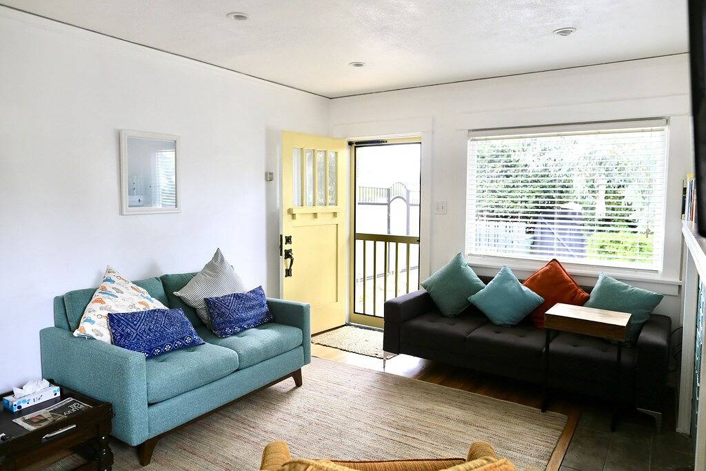 Charmanter Strandbungalow in Midtown ++ in Ventura, Ventura County