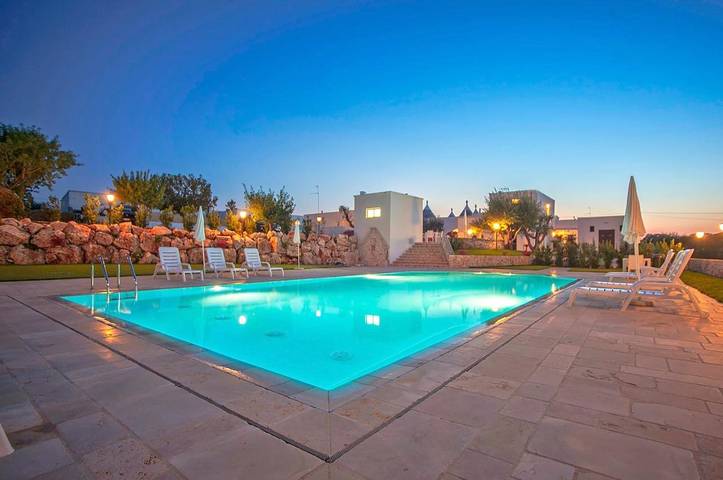 Chambre d’hôte pour 2 personnes, avec Terrasse ainsi que Jardin et Piscine à Locorotondo