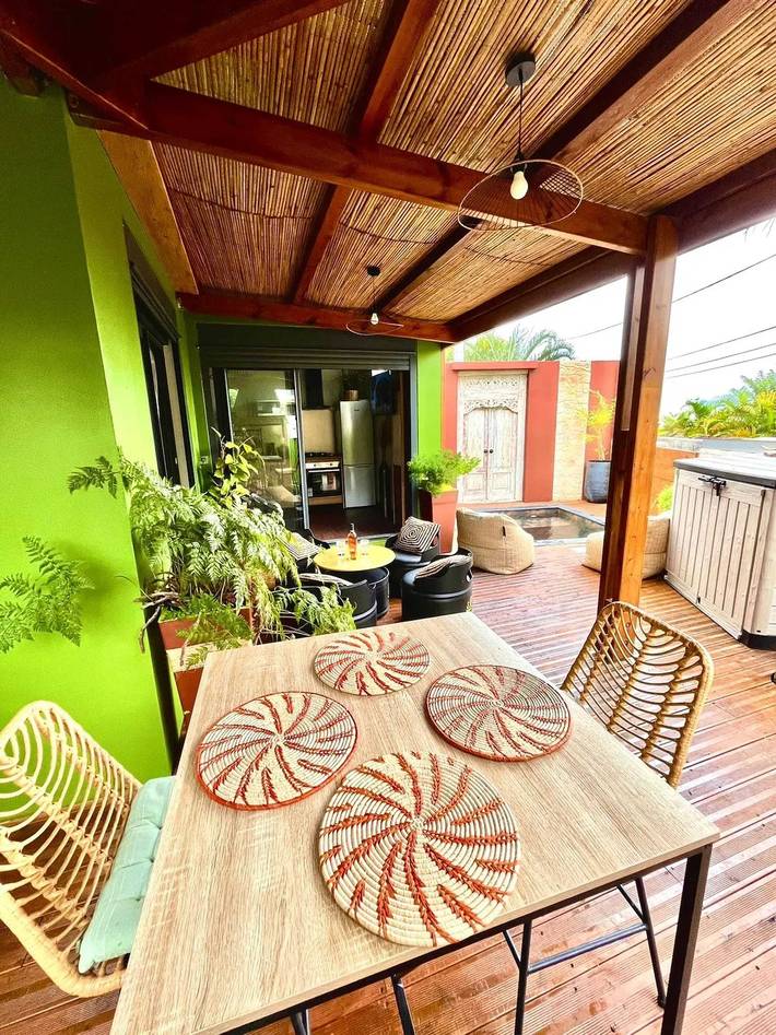 Einladendes Bungalow in La Rivière / 28 m² / Privatpool in Saint-Louis, La Réunion