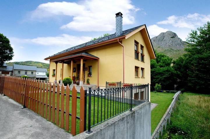 Casa rural para 2 personas, con Jardín en Babia (León)