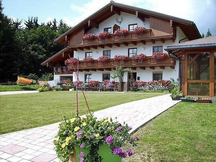 Ferienwohnung für 2 Personen, mit Balkon und Garten in Neureichenau
