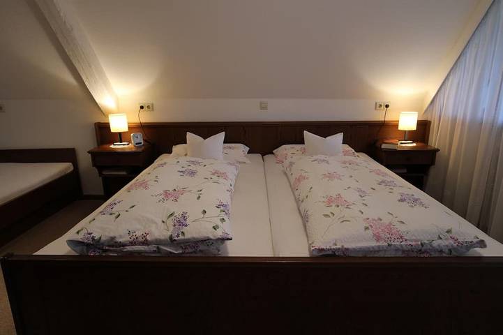 Gîte pour 2 personnes, avec jardin dans Gutach - 2