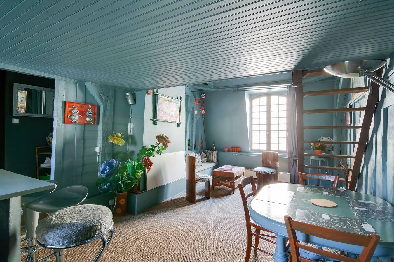 Appartement entier, Appartement charmant à Troyes avec cour intérieure clôturée - 50 m² in Quartier du Vauluisant, Troyes
