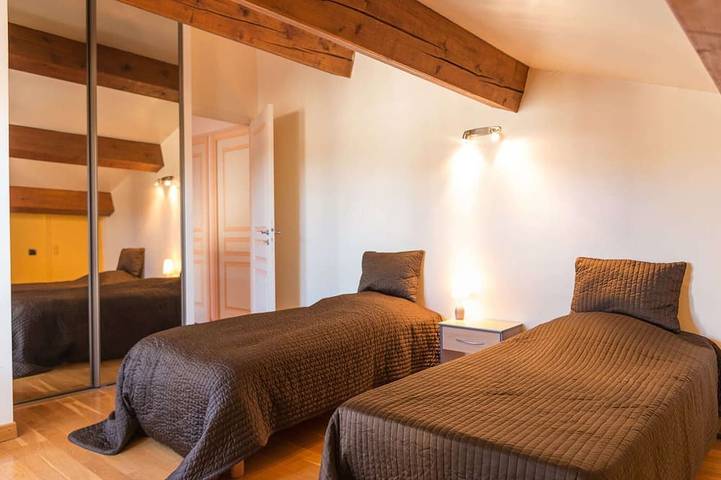 Location de vacances pour 8 personnes, avec terrasse et sauna ainsi que jardin et piscine à Saint-André-de-Roquelongue - 4