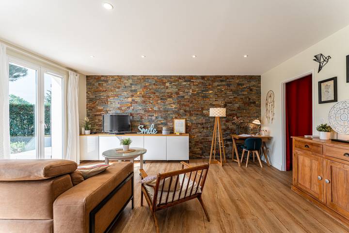 Maison de vacances « Les Mimosas » avec terrasse privée, Wi-Fi et climatisation in Mios, Région d'Arcachon