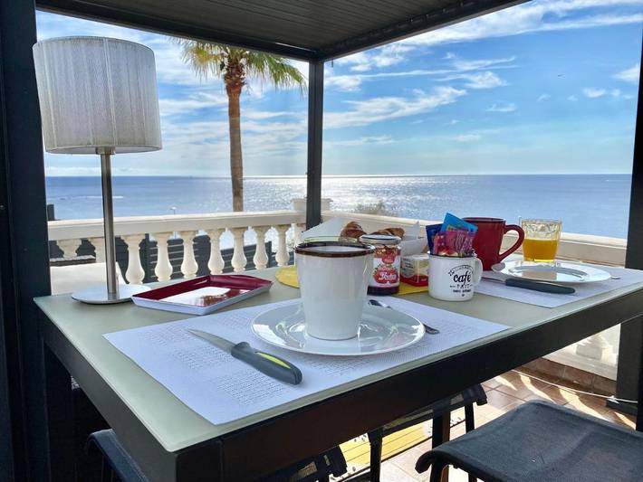 Gîte pour 2 personnes, avec vue et terrasse dans Plage d'Anthéor