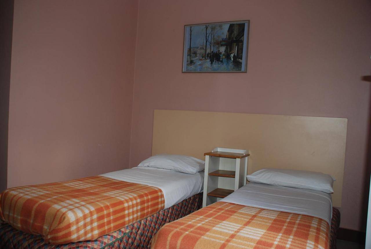 Quadruple Room in Malakoff, Hauts-de-Seine