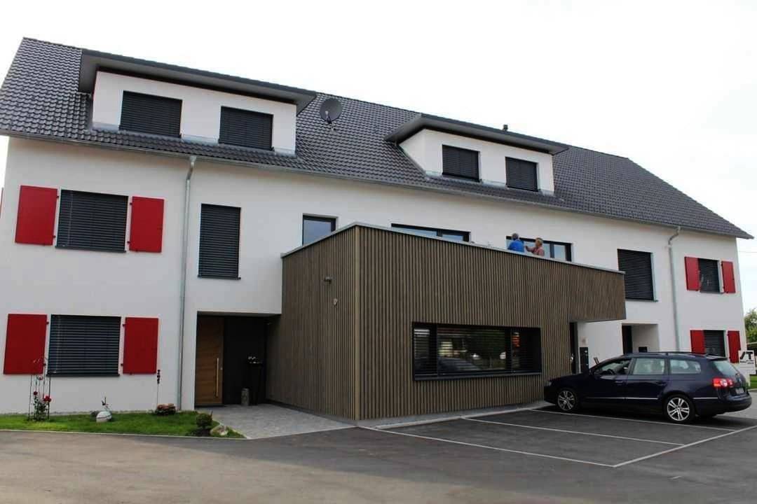 Ganze Wohnung, Apartment with Balcony in Bad Schussenried, Landkreis Biberach