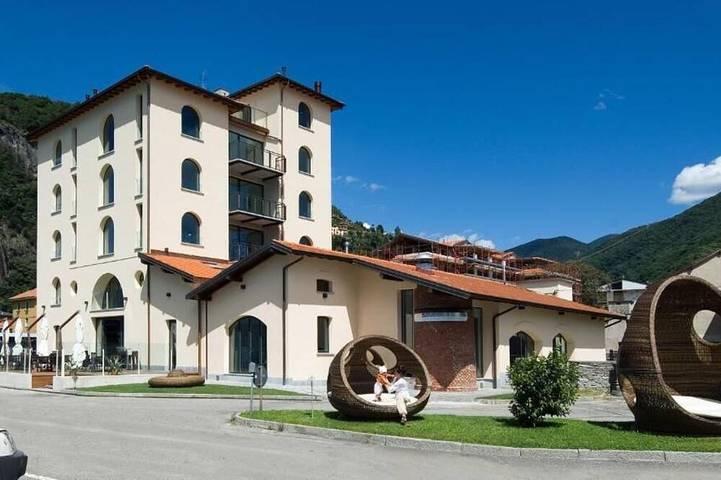 Ferienwohnung für 4 Personen, mit Pool und Balkon sowie Whirlpool - 1