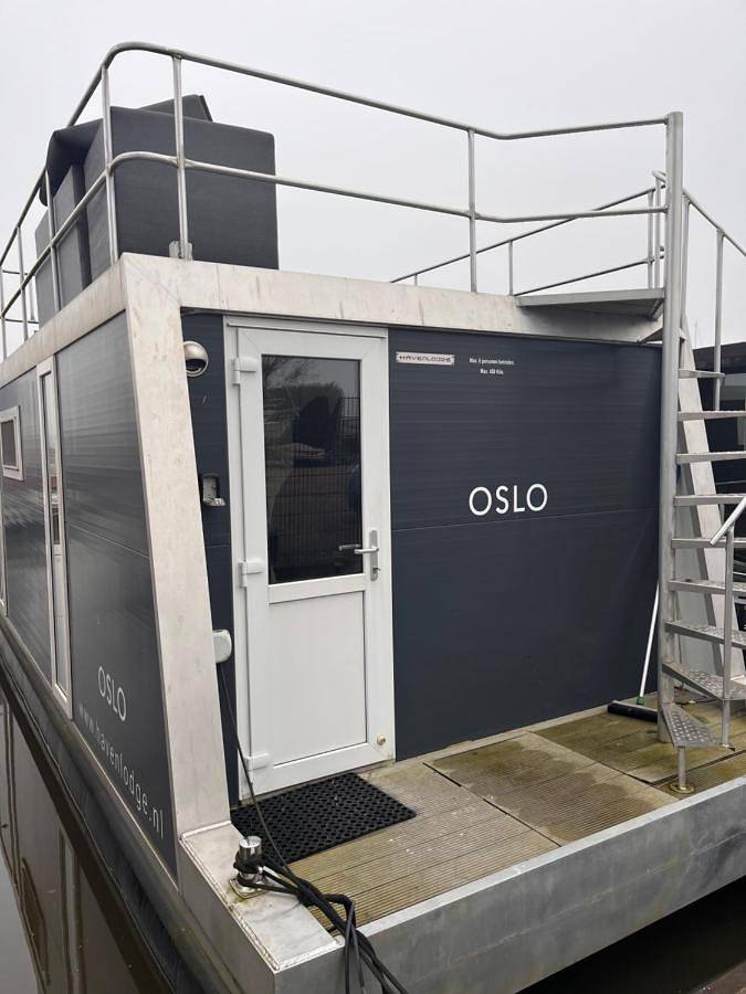 Houseboat Oslo perfect voor bezoek Amsterdam in Monnickendam, Markermeer