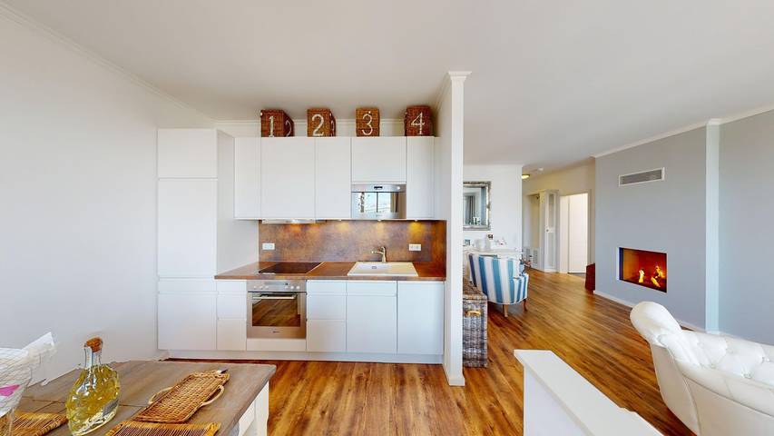 Ganze Wohnung, Wellness Penthouse in der Villa Strandvogt mit Meerblick, Sauna und Balkon in Börgerende, Börgerende-Rethwisch
