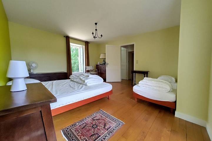 Location de vacances pour 9 personnes, avec jardin à Vanxains - 3