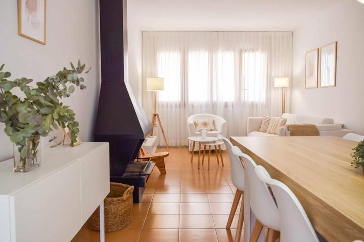 Location de vacances pour 8 personnes, avec Balcon et Terrasse ainsi que Jardin et Vue à Besalú - 4