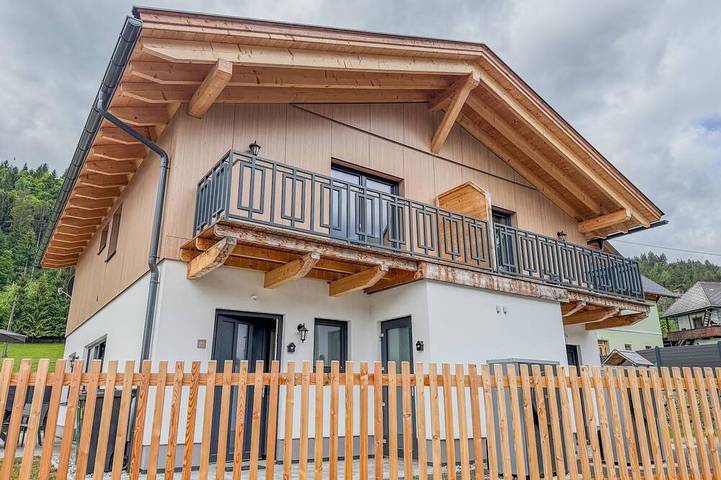 Ferienhaus für 6 Personen, mit Balkon und Garten sowie Sauna
