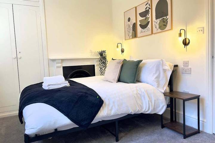 Ganze Wohnung, Apartment No.3 @Worcester House & Free Parking in Worcester, Worcestershire