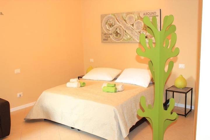 Chambre d’hôte pour 3 personnes, avec Terrasse et Jardin à Vérone