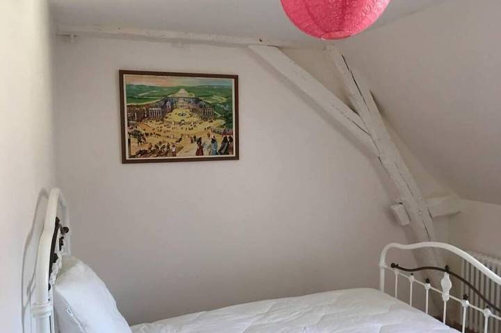 Location de vacances pour 12 personnes, avec terrasse et jardin à Mosnes - 4