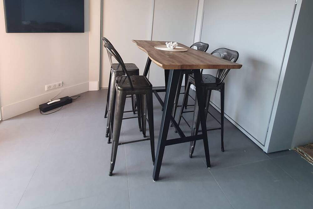 Ganze Wohnung, Un Balcon sur la mer in Le Trayas, Saint-Raphaël