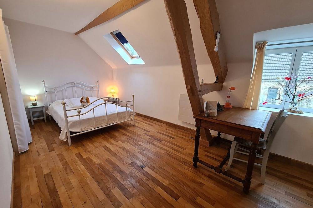 Haus in Berry mit geschlossenem Garten nahe dem Eguzon-See in Orsennes, La Châtre und Umgebung