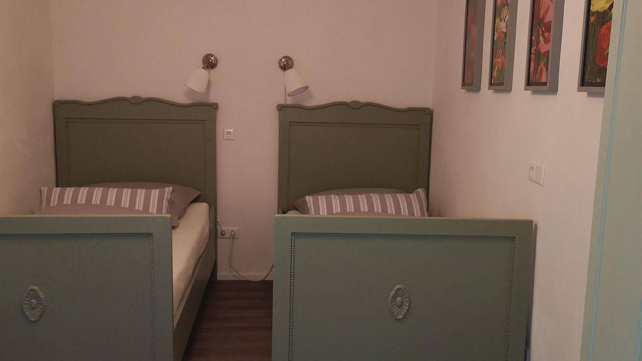 Ganze Ferienwohnung, Ferienwohnung für 4 Personen (100 m²) in Dernbach in Dernbach, Südliche Weinstraße