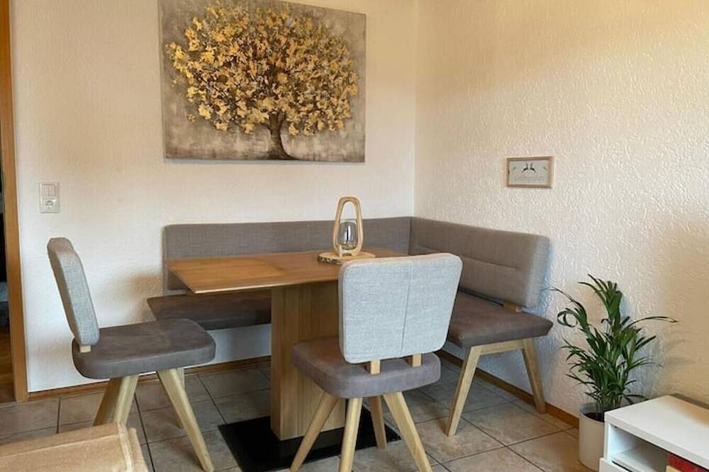 Ganze Wohnung, Ferienwohnung Dorfblick - Familienfreundlich für bis zu 6 Pers.-Hunde willkommen in Hofheim in Unterfranken, Landkreis Haßberge