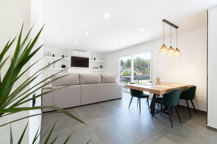 Casa rural para 8 personas, con Terraza y Piscina en La Secuita - 2