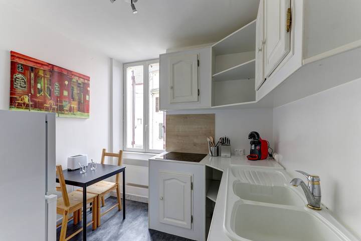 Gîte pour 4 personnes, avec balcon, animaux acceptés à Néris-les-Bains - 2