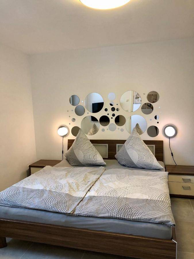 Ferienwohnung für 4 Personen, mit Terrasse und Garten sowie Seeblick und Ausblick in Ahrensbök - 2