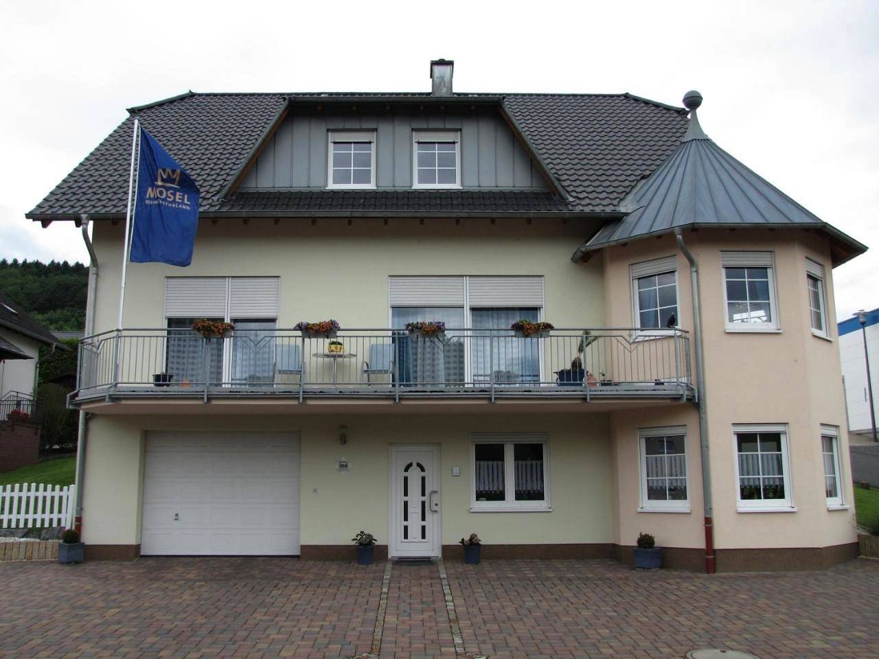 Double Room with Private Bathroom in Briedel, Traben-Trarbach et ses environs