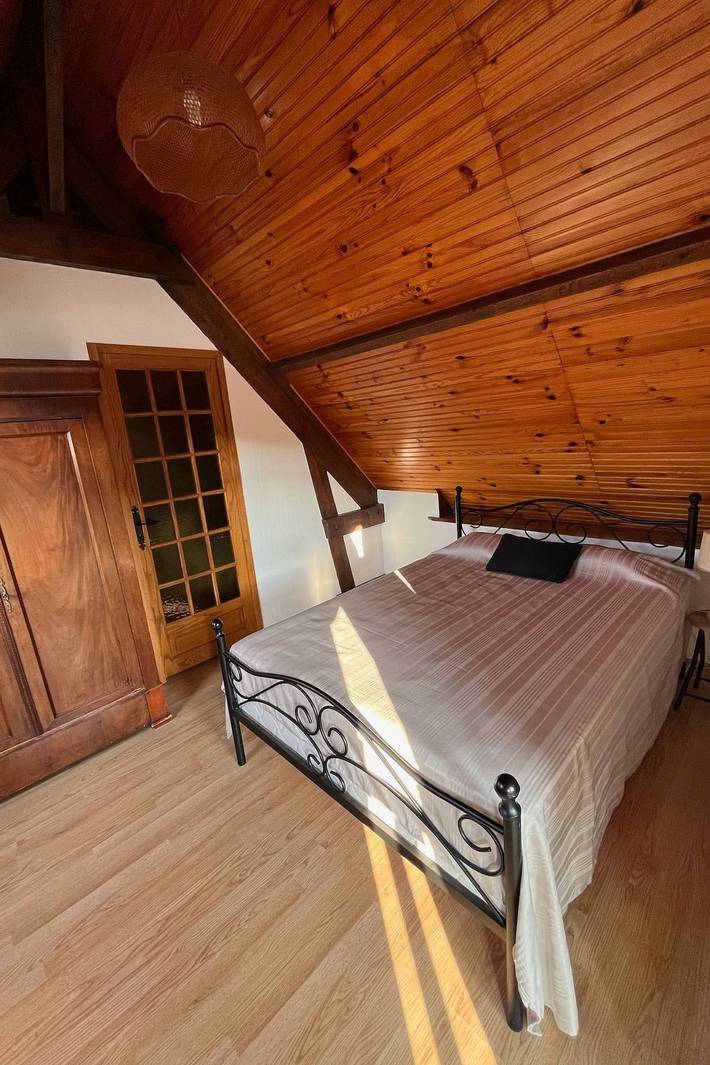 Normannisches Haus mit großem Garten in der Nähe in Beaumont-le-Roger, Región de Bernay