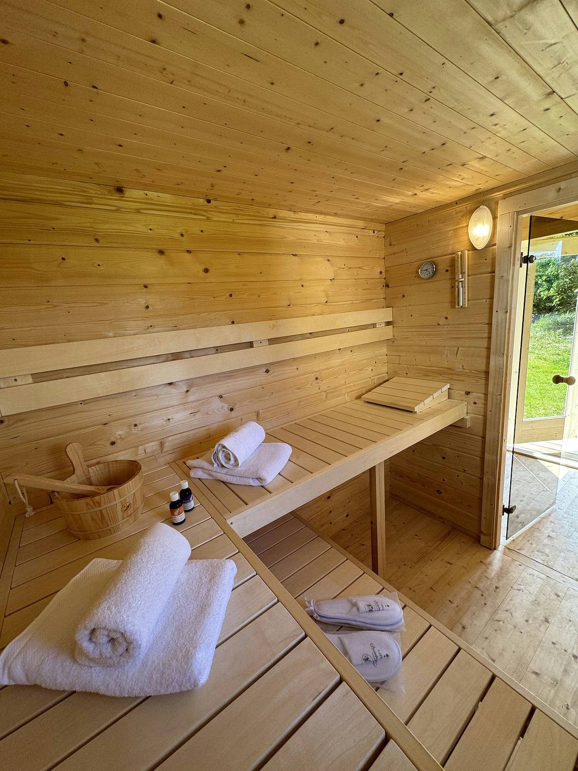 Maison de plage avec spa, située entre deux baies à Guissény in Lamoura, Parc naturel régional du Haut-Jura