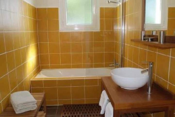 Location de vacances pour 9 personnes, avec jardin et terrasse à Aléria - 4