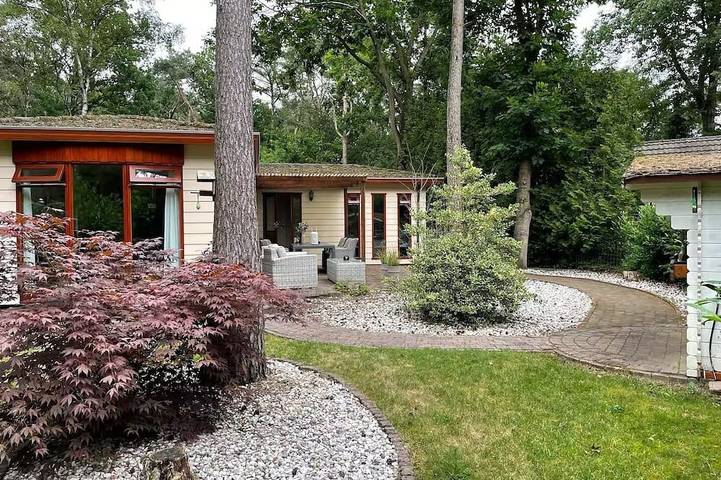 Chalet für 6 Personen, mit Garten - 1