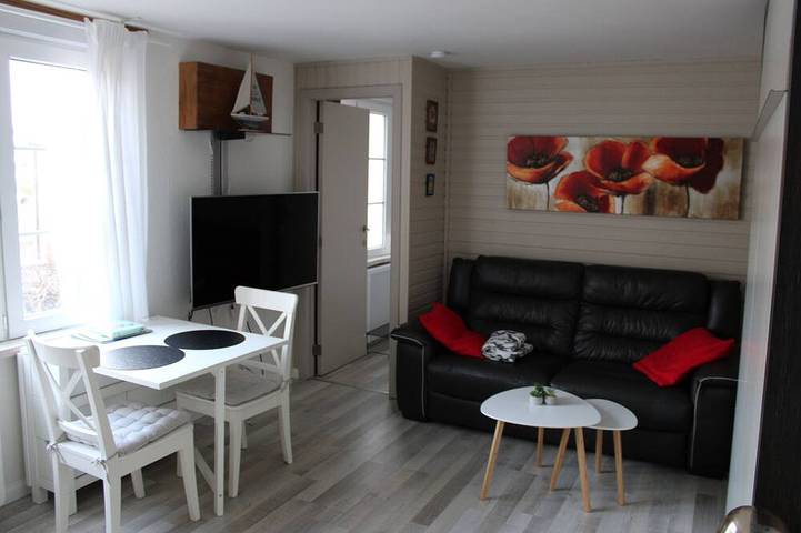 Ferienwohnung für 3 Personen, mit Balkon und Garten