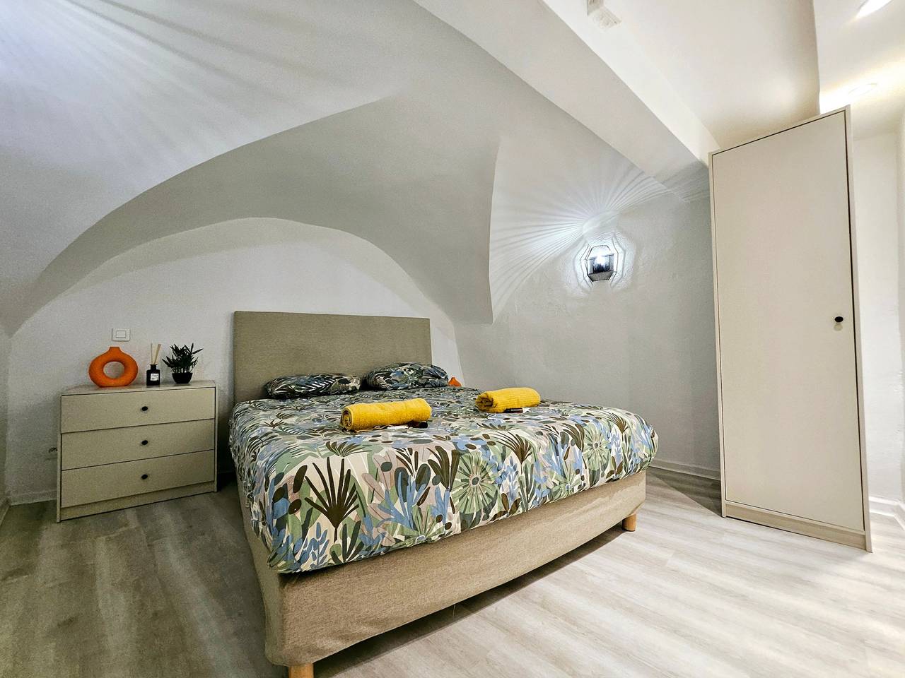 Geheel appartement, L'Hacienda Rdc - climatisé proche de la plage in Antibes, Cannes regio