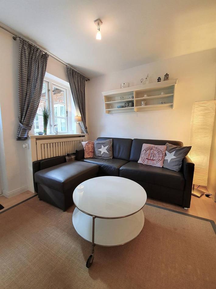 Ferienwohnung für 4 Personen, mit Terrasse und Garten sowie Sauna in Alkersum - 3