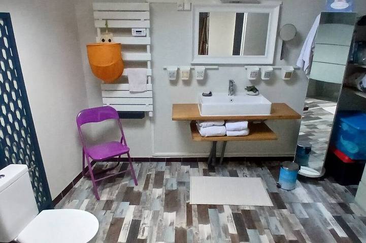 Location de vacances pour 6 personnes, avec jardin et terrasse à Curzon (homonymie) - 4