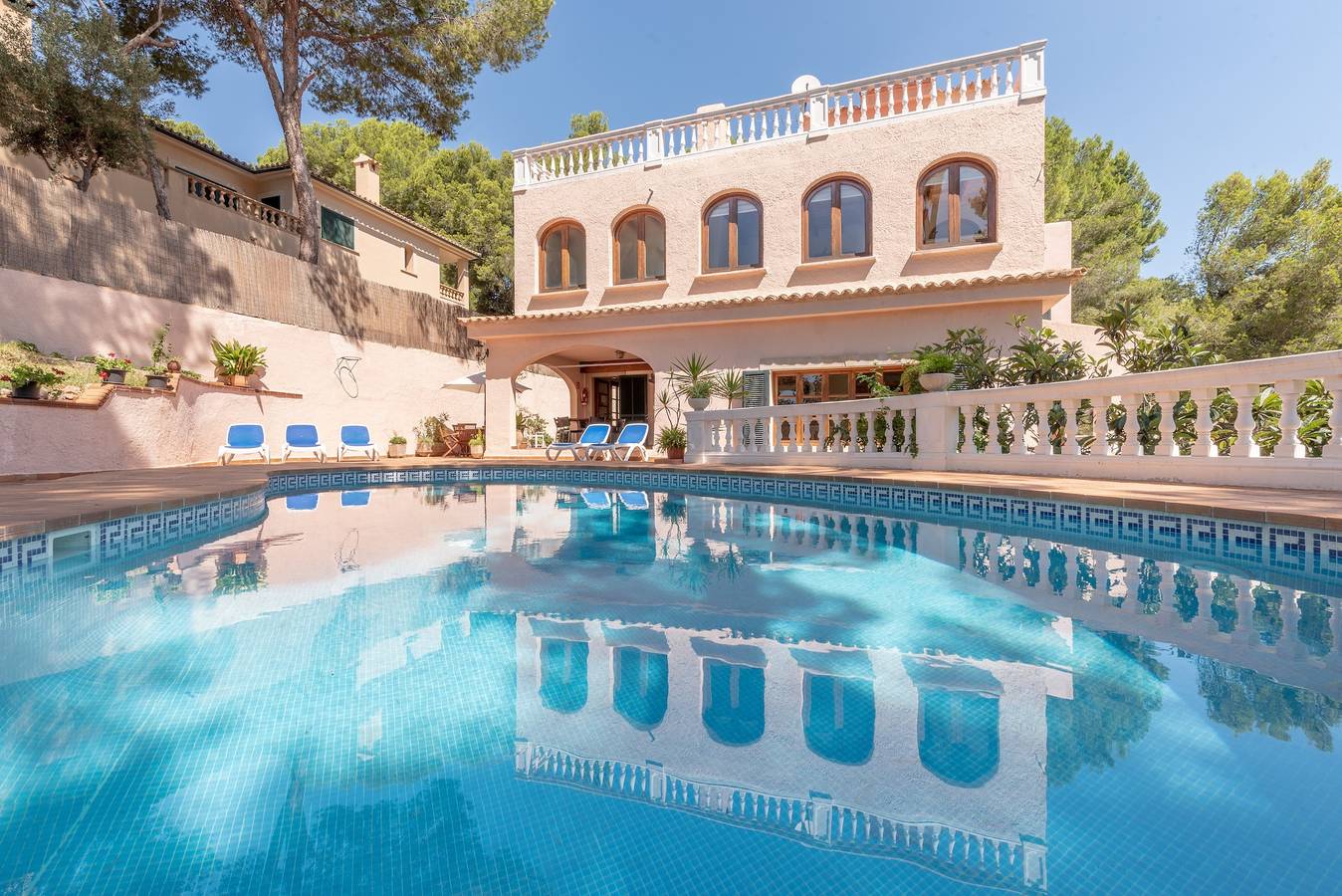 Wunderschöne Villa "Costa de Blanes" mit Pool, Terrasse, Wlan und Klimaanlage in Costa d'en Blanes, Calvià