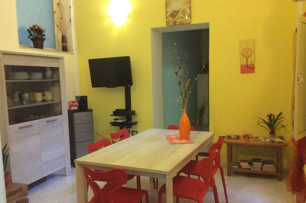 Ganze Wohnung, Gemütliche, helle, geräumige Wohnung im Herzen von Cagliari in Stampace, Cagliari