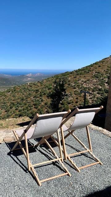 Gîte pour 4 personnes, avec vue et jardin à Lama