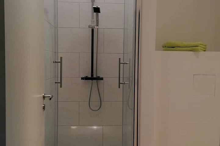 Moderne Ferienwohnung auf dem Pferdehof für 2-4 Personen *W Lan, Smart Tv* in Babenhausen, Südhessen