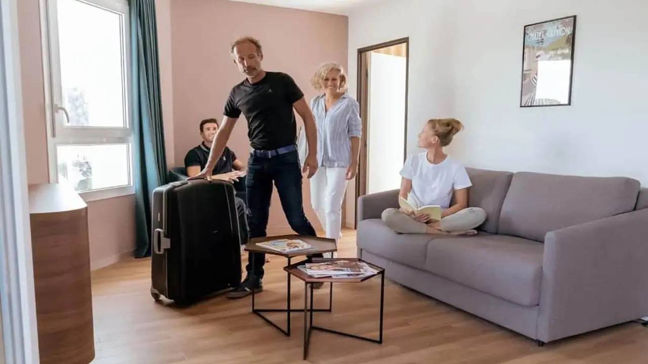 Apartamento vacacional entero, Ferienwohnung für 2 Personen (25 m²) in Châtel-Guyon in Châtelguyon, Parque Natural Regional Volcans d'Auvergne